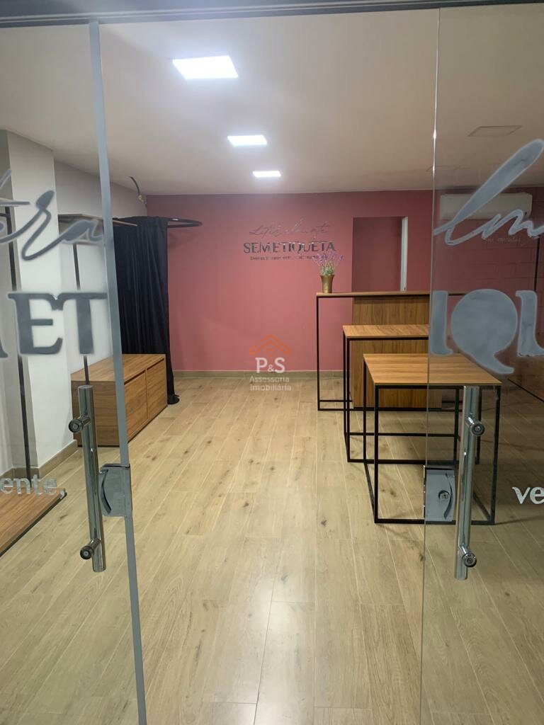 Vende-se Loja